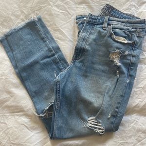 Abercrombie Slim High Rise ripped jeans